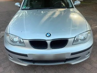Gebraucht BMW 118 122 PS (89 kW) 2004 Silber Kleinwagen