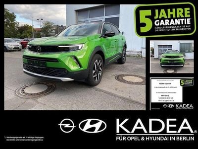 Matcha green/ikone gruen (metallic) Gebraucht 2022 Opel Mokka SUV | 16.450 € (Superpreis)