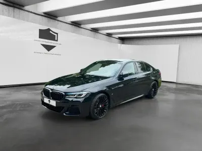 Gebraucht BMW 530 M Sport 245 PS (180 kW) 2023 Schwarz Limousine