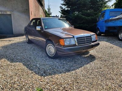 gebraucht Mercedes E200 W124 unverwüstlich ready 31 Jahre alt