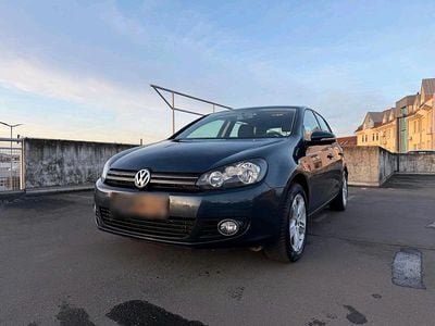 Usata VW Golf VI 102 CV (75 kW) 2009 Verde Utilitaria