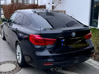 Gebraucht BMW 320 Performance 190 PS (139 kW) 2017 Schwarz Limousine
