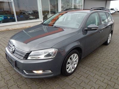 Gebraucht VW Passat Trendline 105 PS (77 kW) 2013 Grau Kombi