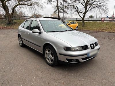 Second-hand Seat Leon 110 CP (80 kW) 2001 Argintiu Hatchback