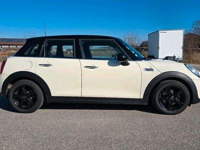 Second-hand Mini Cooper 136 CP (100 kW) 2015 Alb Hatchback
