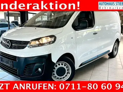 Gebraucht Opel Vivaro-e Combi 144 PS (105 kW) 2022 Weiß Van / Kleinbus