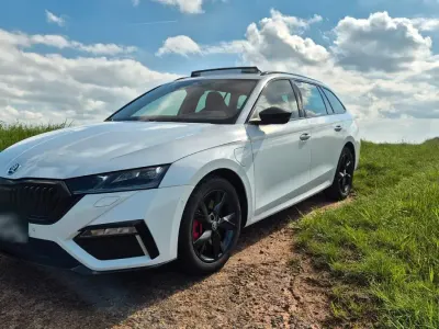 Gebraucht Skoda Octavia RS 245 PS (180 kW) 2021 Weiß Kombi