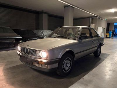 Gold Gebraucht 1987 BMW 325 Basis Coupé | 8.990 €