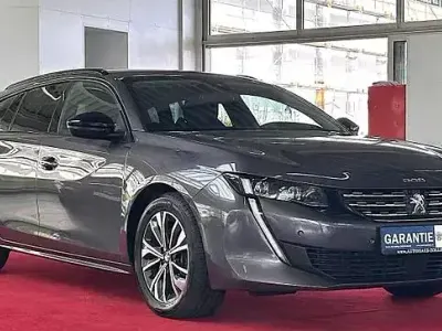 Gebraucht Peugeot 508 Allure 131 PS (96 kW) 2023 Grau Limousine