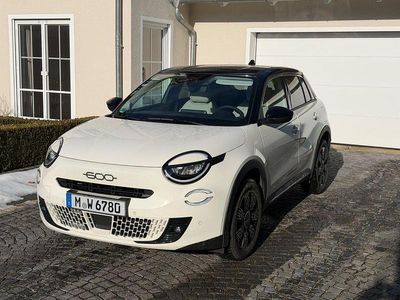 Gebraucht Fiat 600 La Prima 145 PS (106 kW) 2025 Weiß Limousine