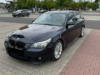 Gebraucht BMW 523 M Sport 190 PS (139 kW) 2008 Schwarz Limousine