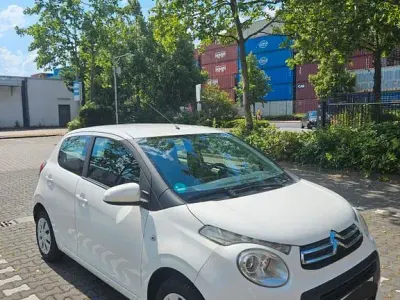 Gebraucht Citroën C1 69 PS (50 kW) 2015 Weiß Kleinwagen