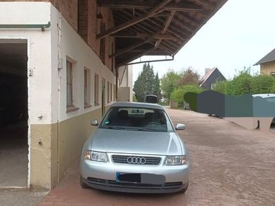 gebraucht Audi A3 1.6 Ambiente