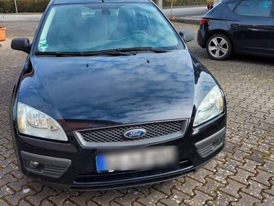 gebraucht Ford Focus 1,6 Ambiente Ambiente