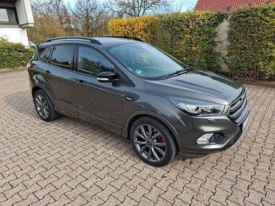 Usata Ford Kuga ST-Line 230 CV (169 kW) 2019 Grigio SUV