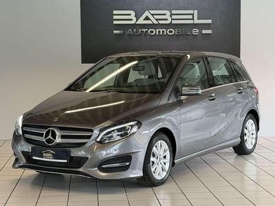 Usata Mercedes B200 156 CV (114 kW) 2018 Grigio Monovolume
