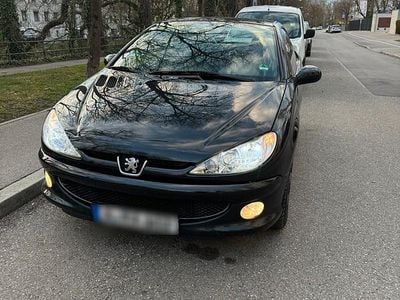 Gebraucht Peugeot 206 CC 109 PS (80 kW) 2006 Schwarz Cabrio