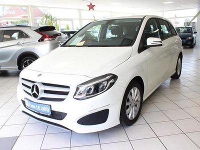 Gebraucht Mercedes B200 156 PS (114 kW) 2018 Weiß Van / Kleinbus