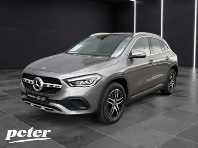Gebraucht Mercedes GLA250 Progressive 224 PS (164 kW) 2021 Metalliclack mountaingrau SUV