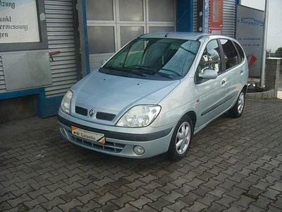 Gebraucht Renault Scénic 107 PS (78 kW) 2001 Silber Van / Kleinbus