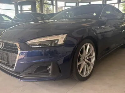 Gebraucht Audi A5 Sportback Ambiente 204 PS (150 kW) 2022 Blau Kleinwagen