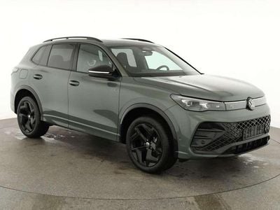 Neu VW Tiguan R-line 193 PS (141 kW) 2025 Cipressino grün metallic SUV