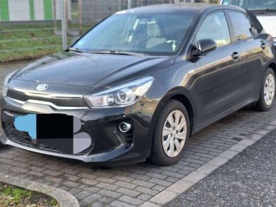 gebraucht Kia Rio 1.4 Automatik Dream-Team Edition