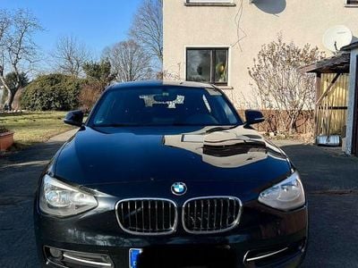 Gebraucht BMW 116 Sport Line 136 PS (100 kW) 2012 Schwarz Kleinwagen