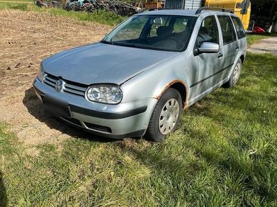 VW Golf IV