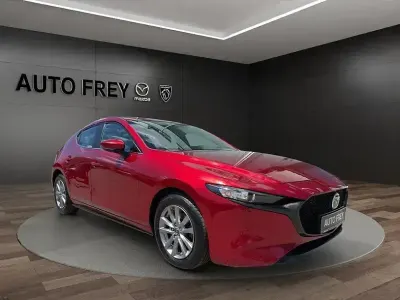 Gebraucht Mazda 3 116 PS (85 kW) 2019 Rot Limousine