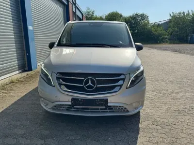 Gebraucht Mercedes Vito 190 PS (139 kW) 2015 Silber Van