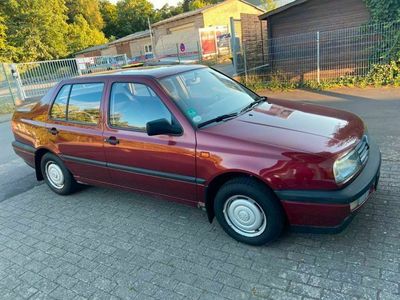 gebraucht VW Vento verkaufeaus zweiter Hand