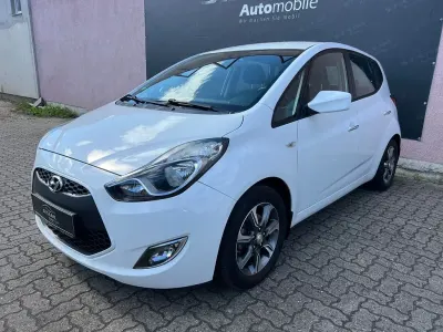 Gebraucht Hyundai ix20 125 PS (91 kW) 2016 Weiß Kleinwagen