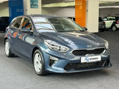 Gebraucht Kia Ceed 99 PS (72 kW) 2019 Blau Kleinwagen