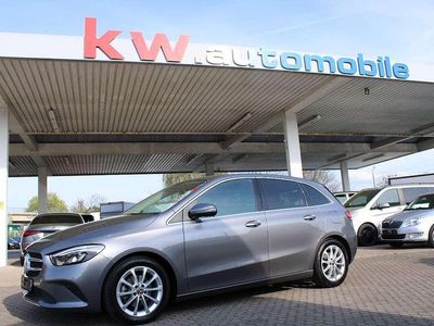 Gebraucht Mercedes B180 116 PS (85 kW) 2019 Mountaingrau Van / Kleinbus
