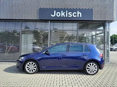 Gebraucht VW Golf VII IQ Drive 131 PS (96 kW) 2019 Blau Limousine