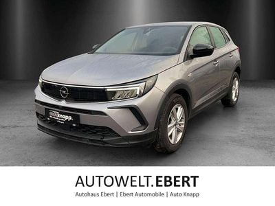 Gebraucht Opel Grandland X Basis 131 PS (96 kW) 2022 Tiefquarz grau/quarz silber SUV