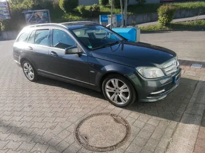 Second-hand Mercedes C200