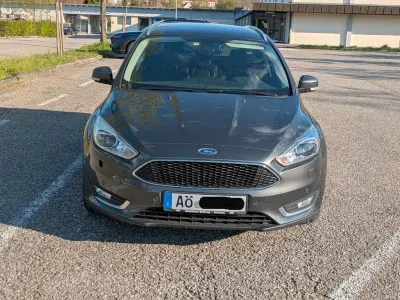 Używany Ford Focus 182 KM (133 kW) 2017 Szary Sedan/Limuzyna