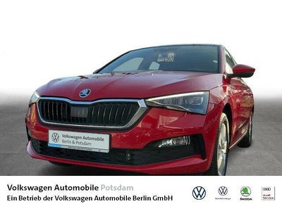 Gebraucht Skoda Scala Style 150 PS (110 kW) 2023 Velvetrot metallic Kleinwagen