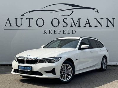 BMW 330e