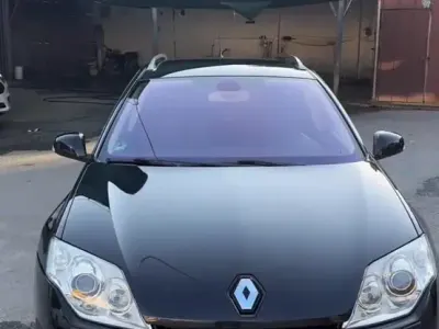 Gebraucht Renault Laguna III 270 PS (198 kW) 2010 Schwarz Kombi