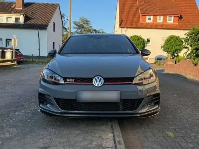 Gebraucht VW Golf VII GTI 290 PS (213 kW) 2019 Grau Kleinwagen