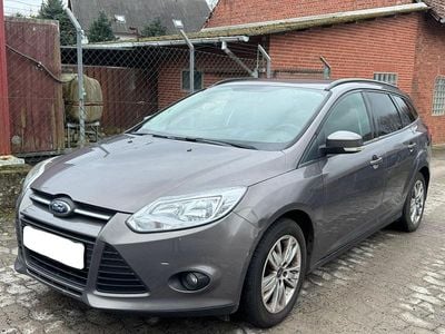 Gebraucht Ford Focus 105 PS (77 kW) 2012 Braun Kombi
