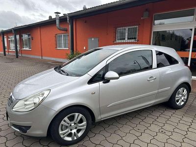 Second-hand Opel Corsa Catch Me 80 CP (58 kW) 2007 Argintiu Hatchback