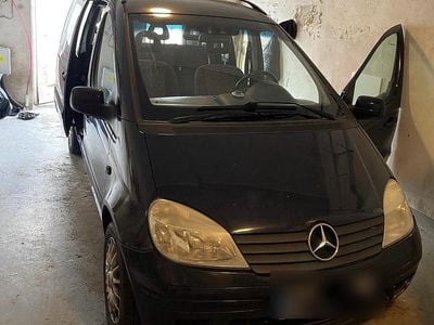 Mercedes Vaneo