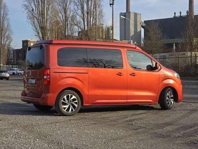 Rot Gebraucht 2018 Citroën Spacetourer Van / Kleinbus | 35.849 €