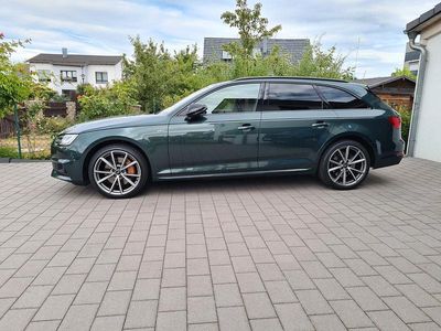 Grün Gebraucht 2017 Audi A4 S-Line Kombi | 22.500 € (Fairer Preis)