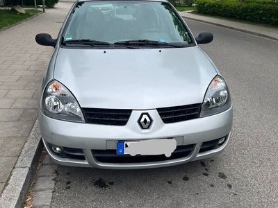 gebraucht Renault Clio Storia LPG vom Werk