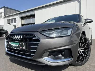 Gebraucht Audi A4 Advanced 150 PS (110 kW) 2022 Grau Kombi